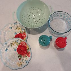 Pioneer Woman Kitchen Ware (All)