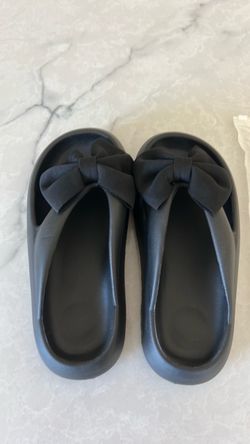Women’s sandals