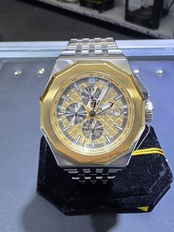 Invicta Akula With Box. ASK FOR RYAN. #(contact info removed)08