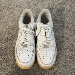 Nike Air Force 1 Low White Leather Sneakers Men’s Size 9 Classic AF1 Shoes