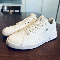 On Cloud Women’s ‘The Roger Advantage’ Sneaker Shoes -Size W7.5 (# 3WD10652351)
