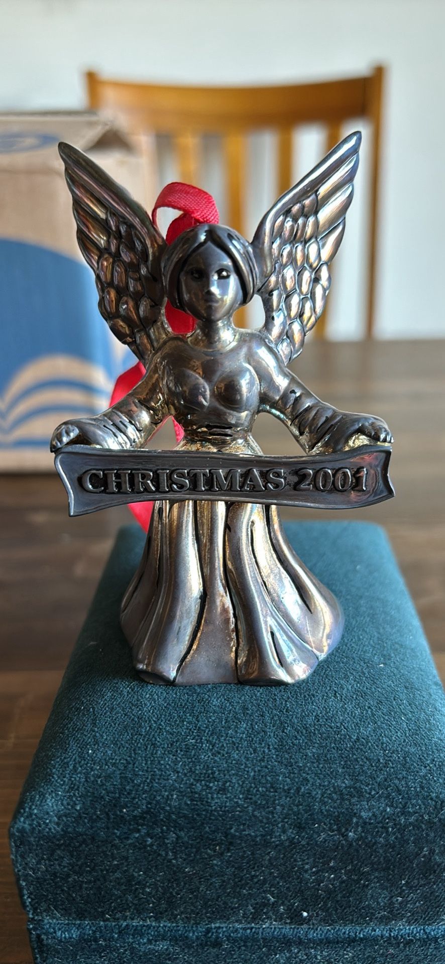 Silver Treasures by Godinger angel bell Christmas 2001 3.75” high Original green velvet box Silver plate