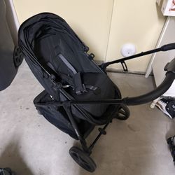 Mom push Stroller! 