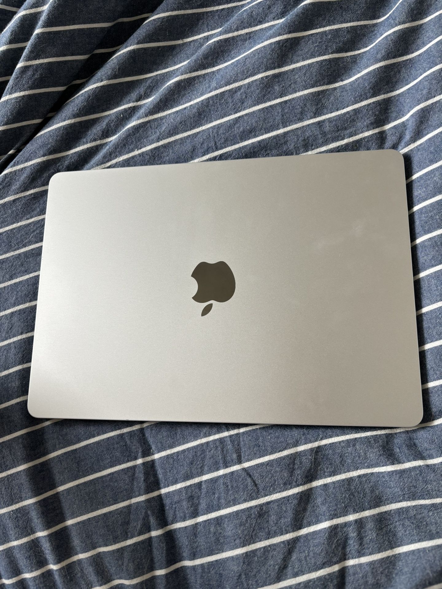 2023 M2 MacBook Air OPEN BOX