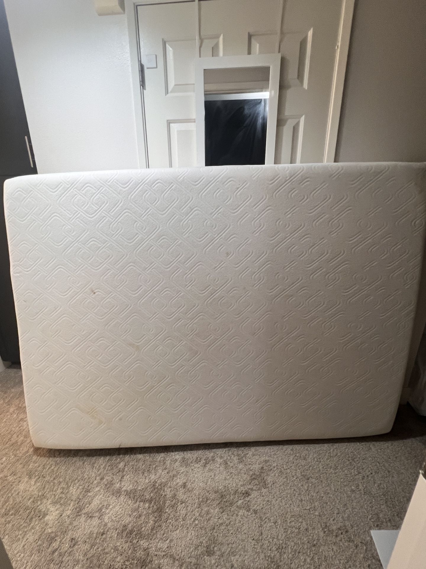 8” Full Sized Boxed Spring Mattress