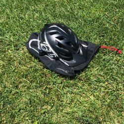 TroyLee A1 Helmet