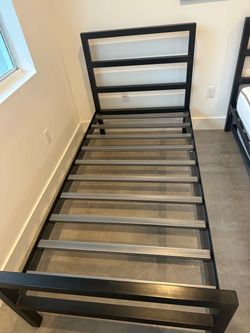 Black Metal Platform Bed Frame
