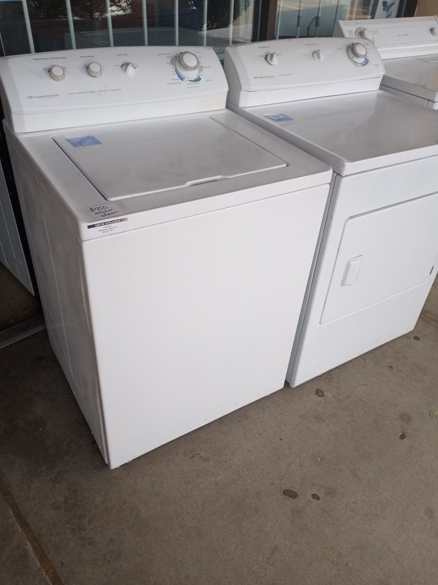 Outstanding Frigidaire washer and dryer set