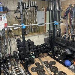 Adjustable Height Squat Rack 