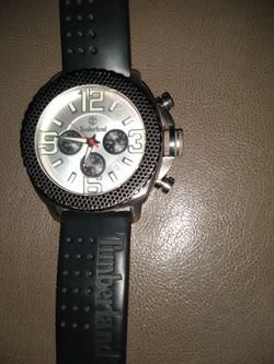 MENS TIMBERLAND WATCH. NEW BATTERY. RECENTLY SET BY JEWELER.