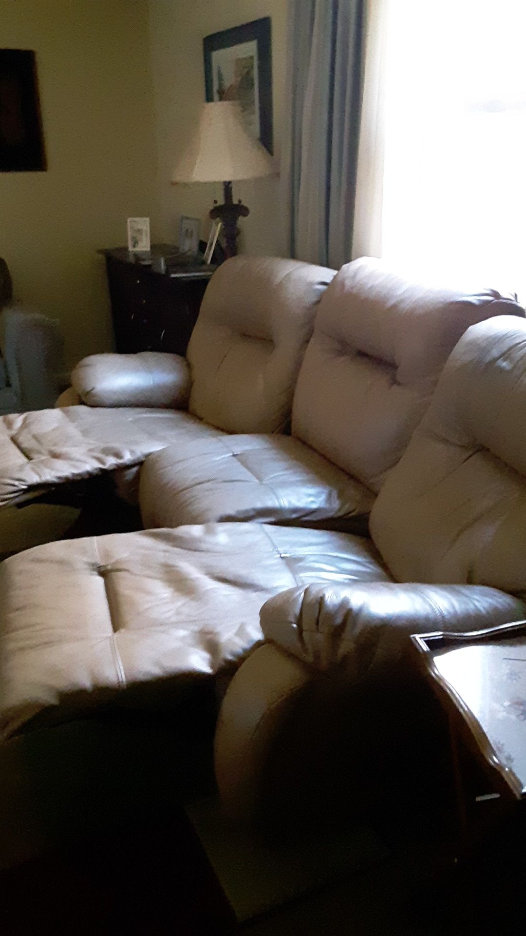 Sofa recliner on each side