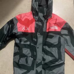 Kaws NORTHFACE Supreme Bape