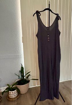 Dark Olive Sleeveless Maxi Dress
