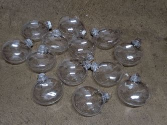 Clear plastic ornaments (free)