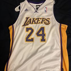 Kobe Bryant Lakers Jersey Size XL