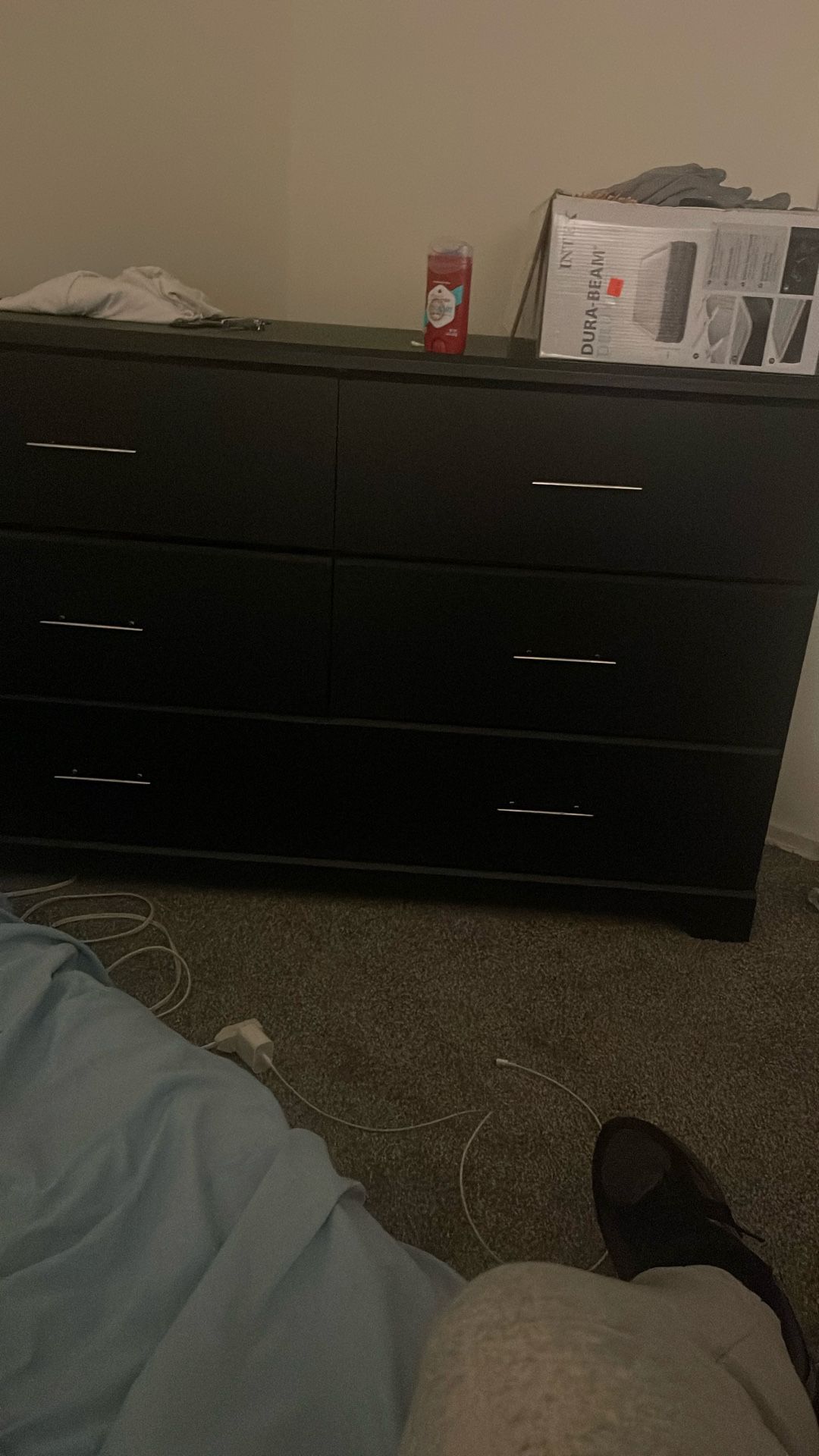 Stuff That I’m Trying To Get Rid Of For The Low I’m Moving And Don’t Wanna Drag With Me