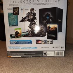 Titanfall Statue