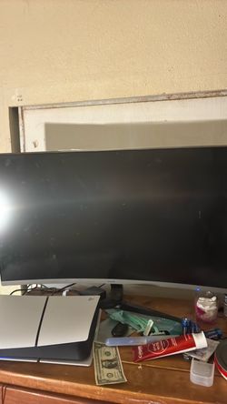 Curved Samsung monitors