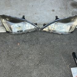 2005 Honda Accord Headlights 