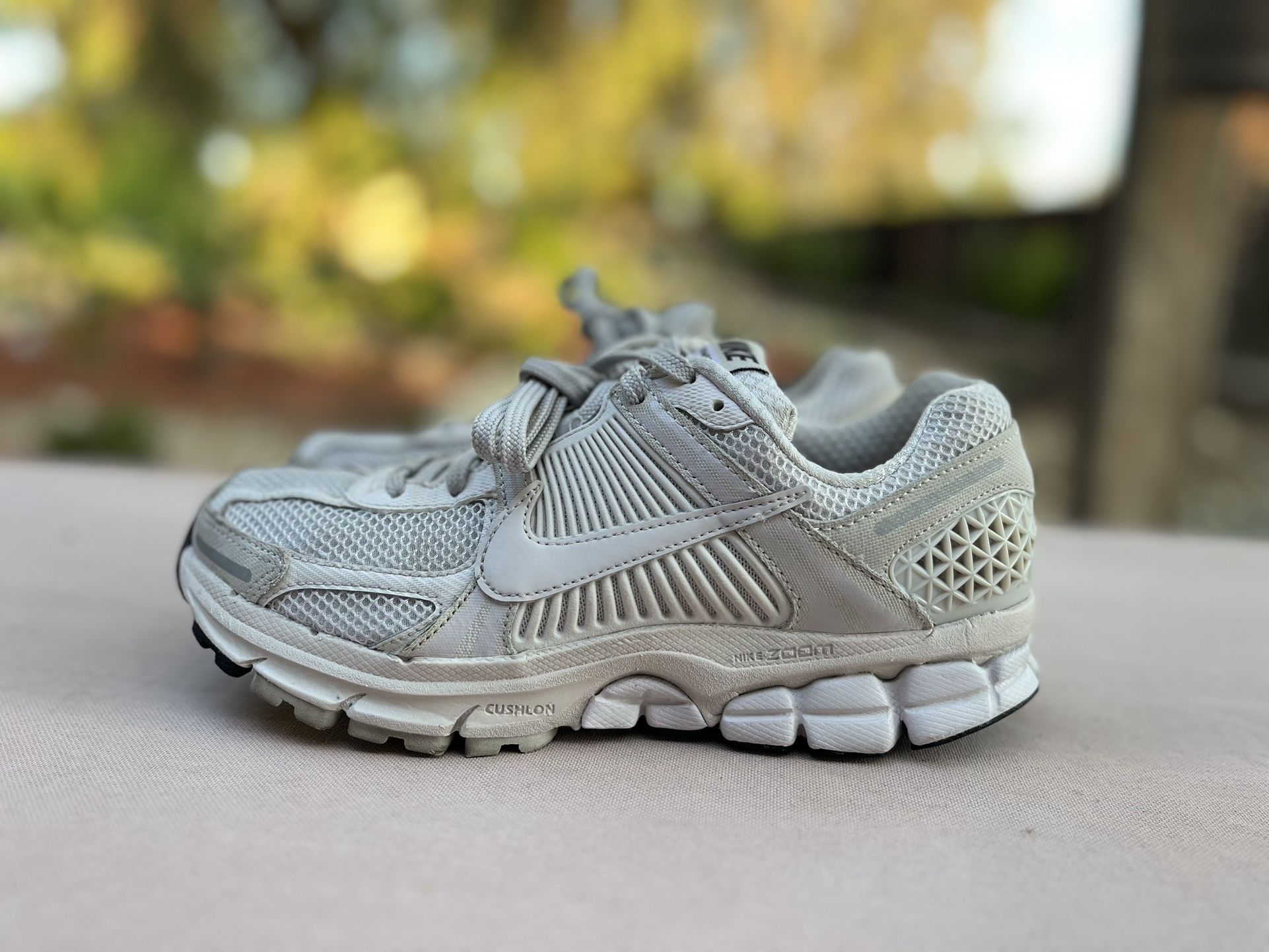 Nike Vomero 5 Women’s 7.5