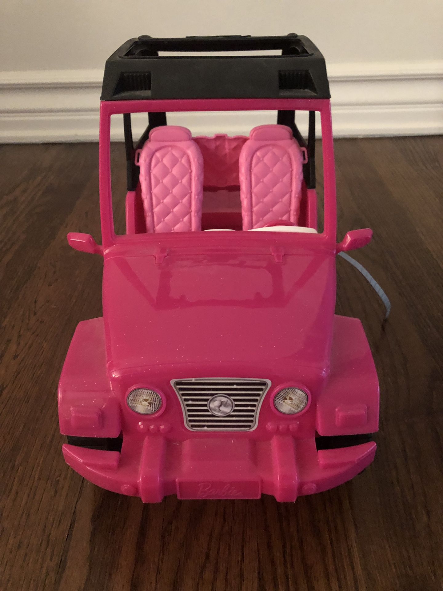 Two Barbies and a Jeep 2020 - Lucky Duck Toys