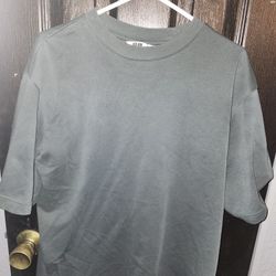 Women's UNIQLO Airism Shirt Size Medium 