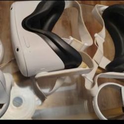 Two Meta Quest Oculus 2 Headsets w/ Controllers 