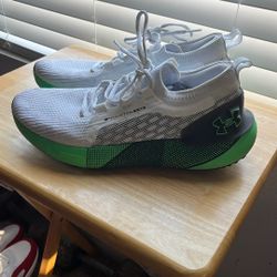 HOVR Phantom 3 SE White Green Screen