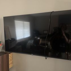 50” HiSense SmartTV