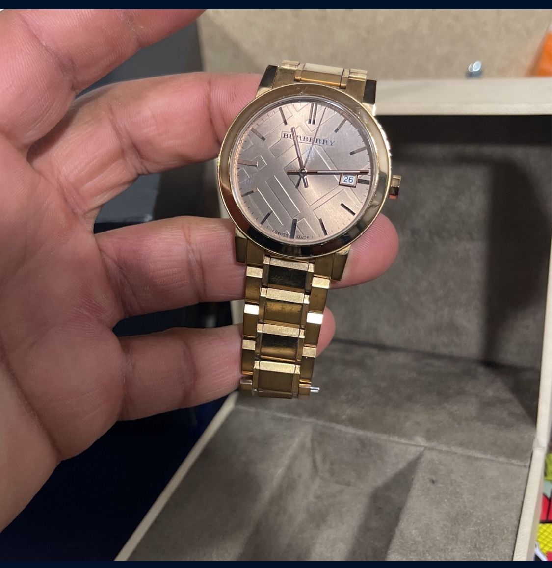 Burberry Watch For Men’s Rose Gold Used