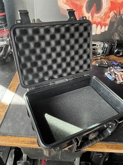 Small Hard Case 