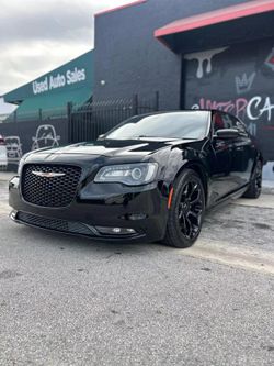 2019 Chrysler 300