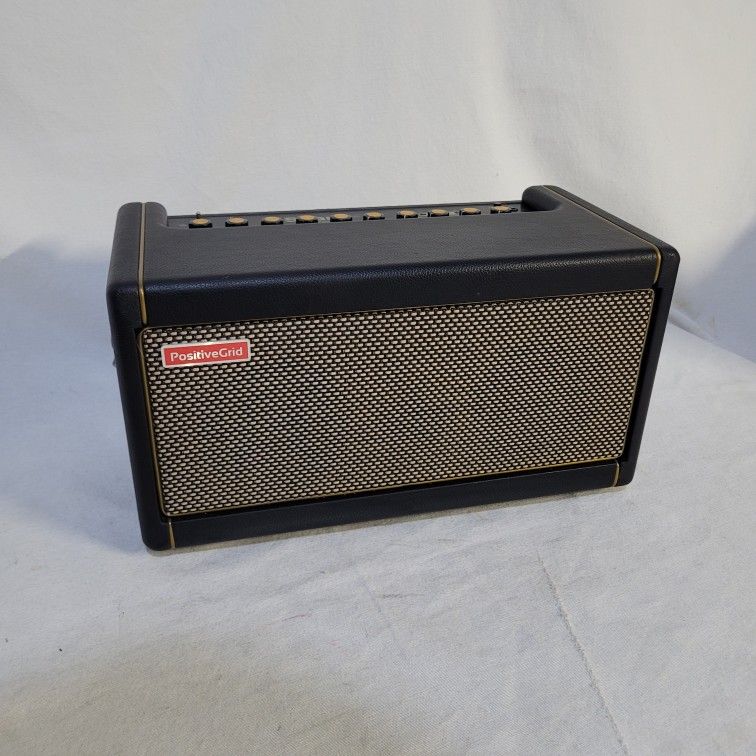 Positive Grid Spark 40 Digital Guitar Amplifier