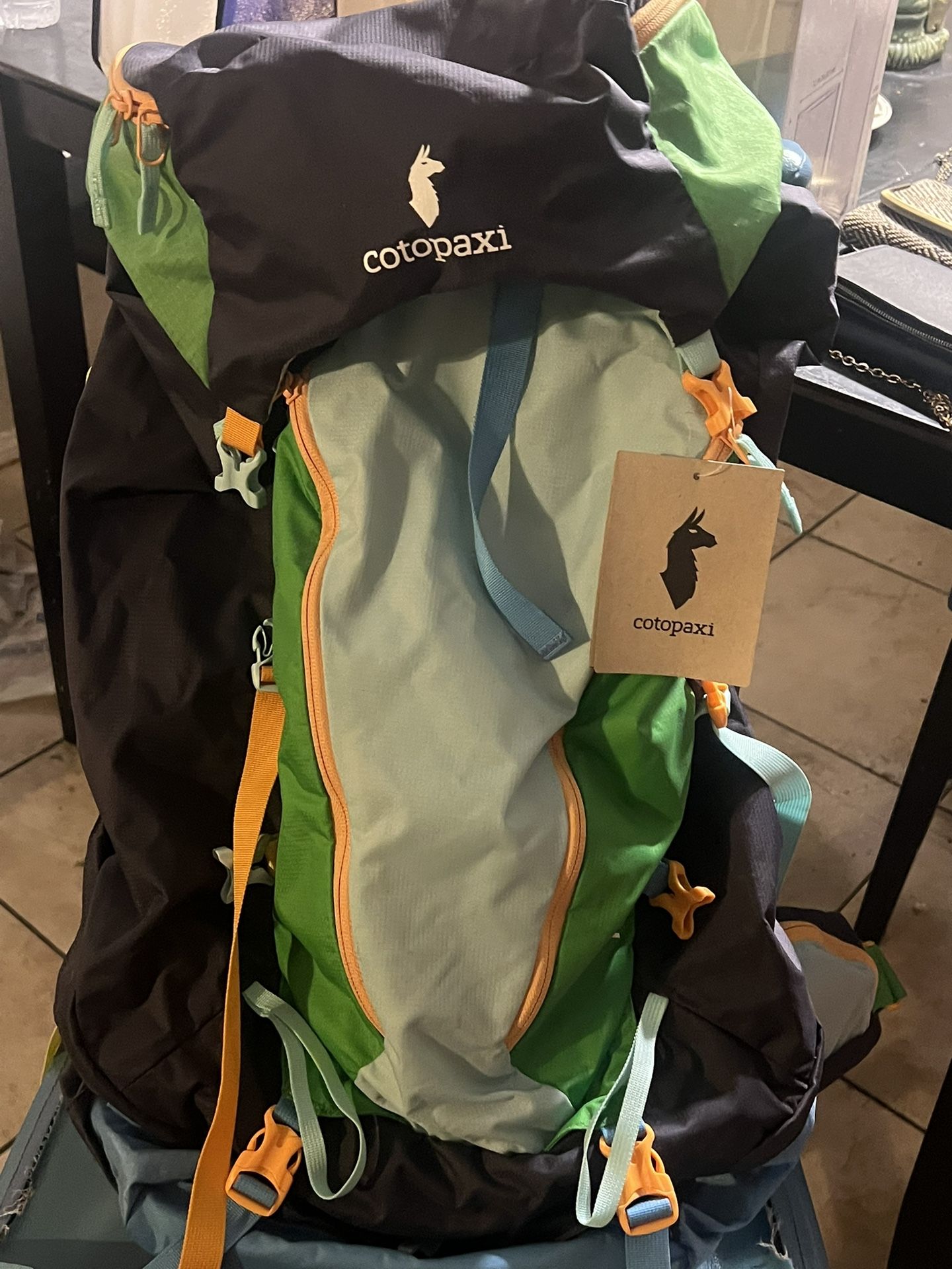 New Cotopaxi Hiking /Climbing Bag