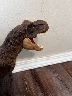 Jurassic World Dino
