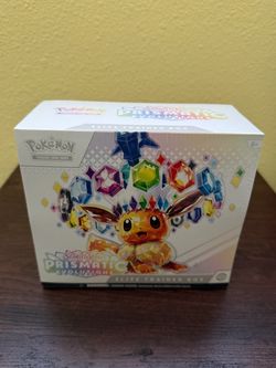 Prismatic Evolutions Elite Trainer Box