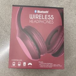 NWT Bluetooth Wireless Headphones
