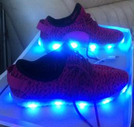 Kids Pink/Black LED Light up Shoes