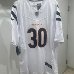 Cincinnati Bengals Chase Brown stitched jersey size Large XL 2xl Available 
