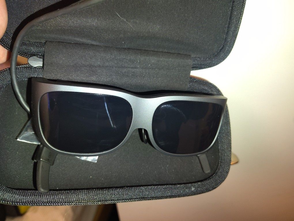 Lenovo Legion AR Glasses