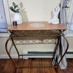 Accent Table
