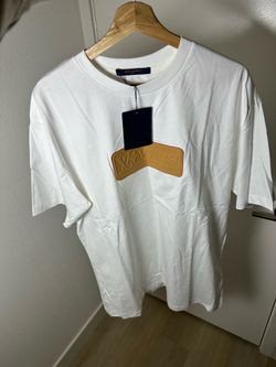 Authentic Louis Vuitton White T-Shirt w/ Leather Patch Logo (Size M, L )