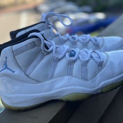 JORDAN 11 RETRO 