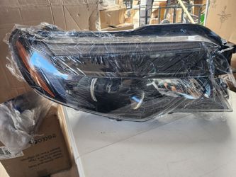 Passenger Side headlight assembly for a 2016-2018 Honda Pilot or 2017-2020 Honda Ridgeline