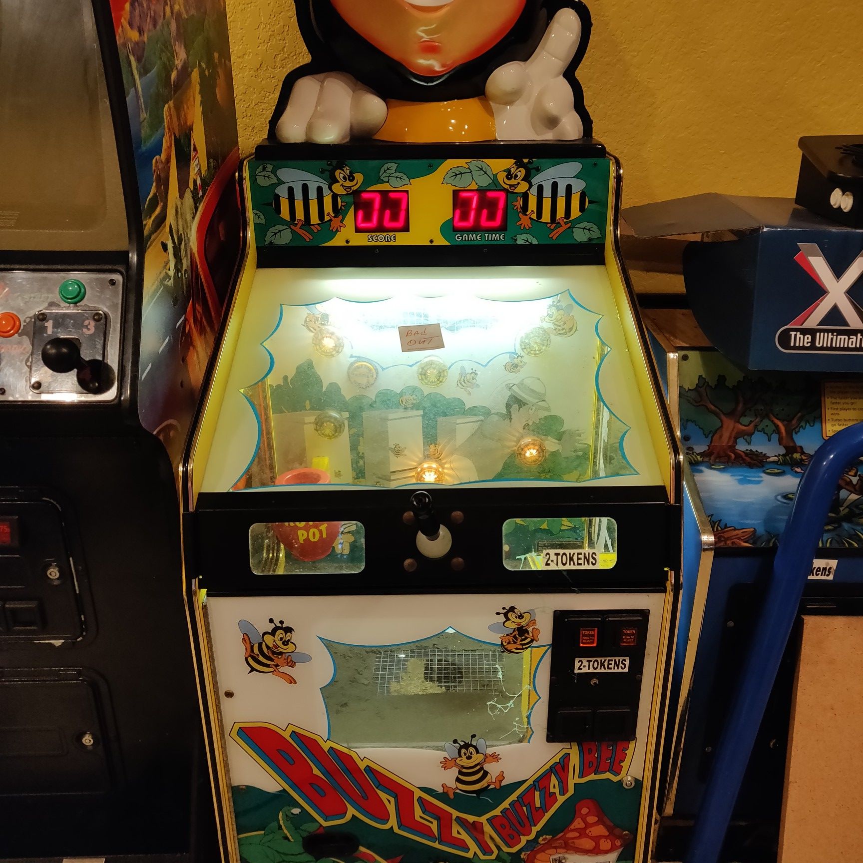 FULL Size Arcade Game- Buzzy Buzzy Bee