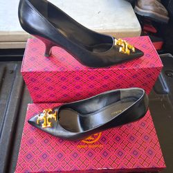 Tory shoes