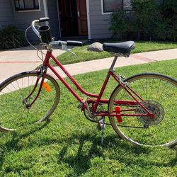 Vintage Chicago Schwinn Bike—$175 , Cash Only Please 
