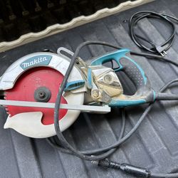 Makita 7-1/4 In. Corded Magnesium Hypoid Saw