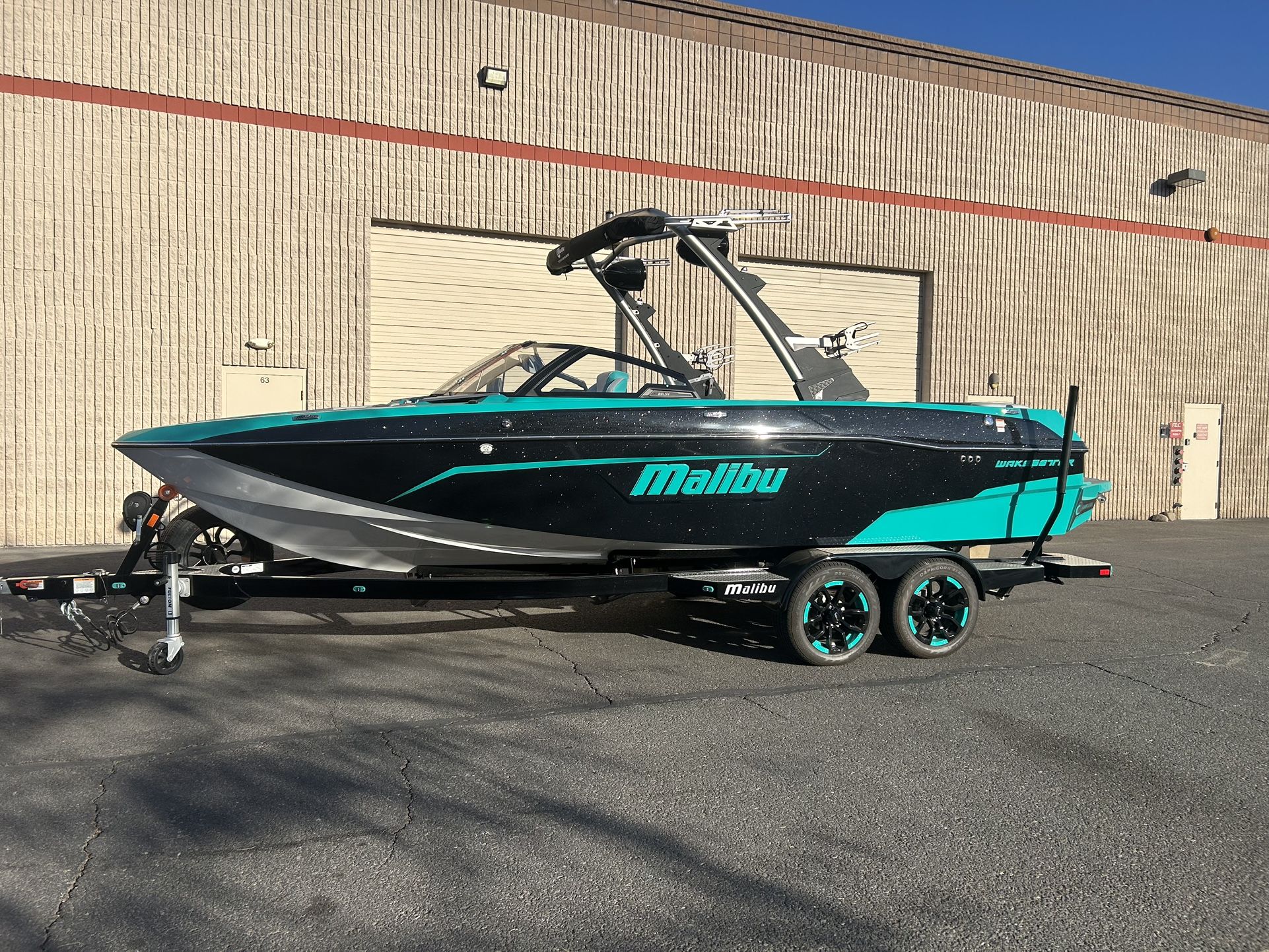 2023 Malibu Wakesetter 23 LSV