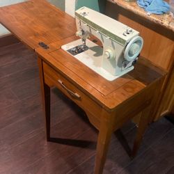 Sewing Machine 